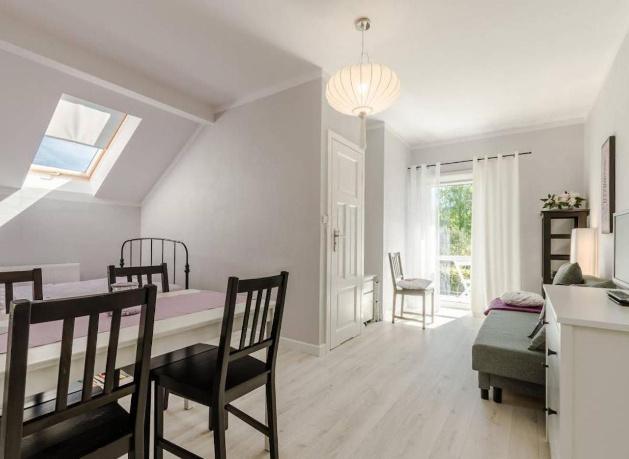 Szary Domek Apartamenty Ustka Exterior photo